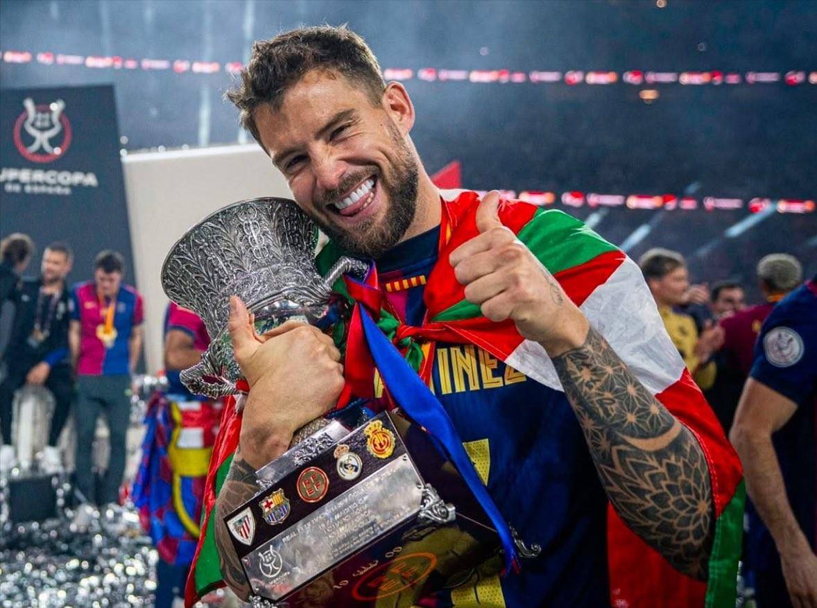 包含西班牙豪门球队欲招揽当红巨星，引爆市场的词条