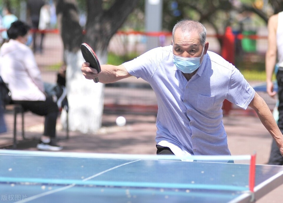 战术训练提高篮球水平轻松取胜